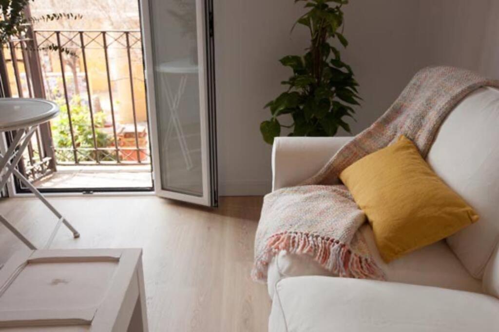 Casita De Las Puertas Centro Alameda Seville Luaran gambar